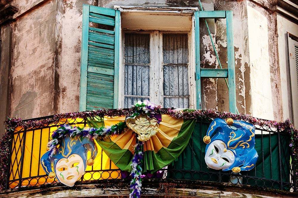 New Orleans French Quarter Balcony Mardi Gras